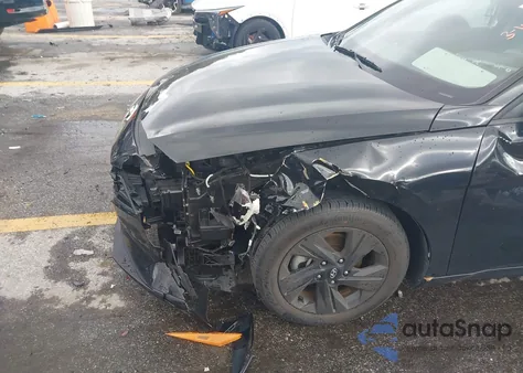 2022 Hyundai Elantra Sel from USA, damaged, VIN 5NPLS4AGXNH054085